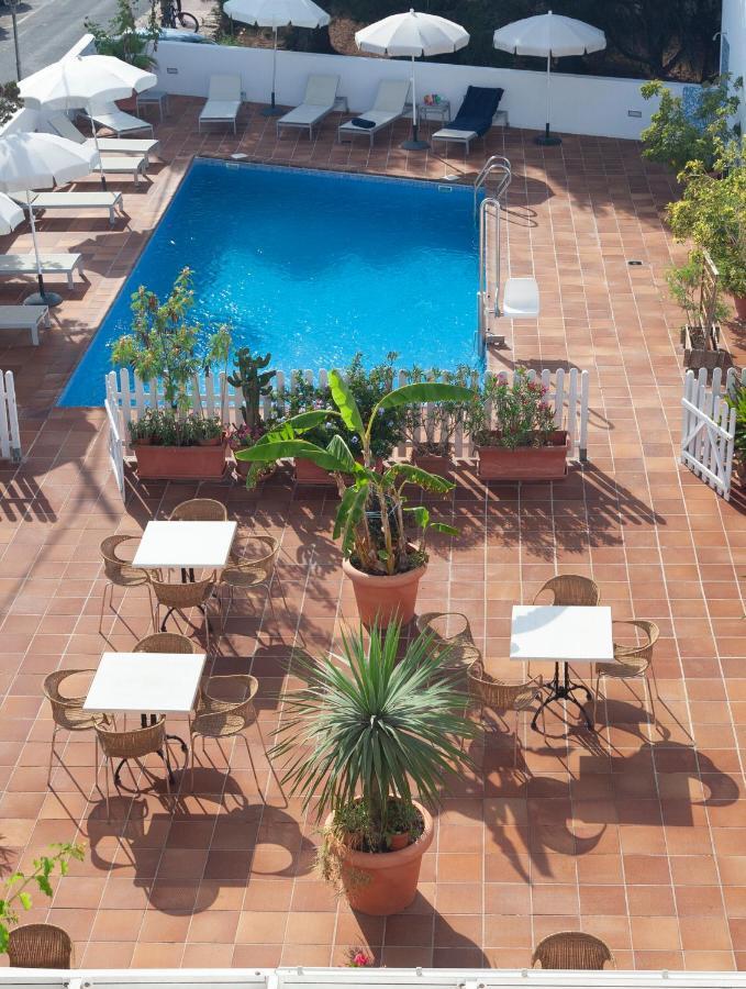 Hotel Roca Plana Es Pujols Esterno foto
